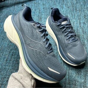 Saucony Hurricane 25 Running Shoes in Dusk Iceberg Men's Size 11.5 Sneakers